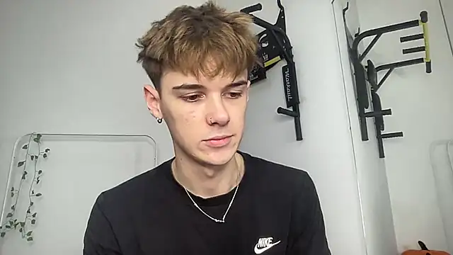 Milk Guy online show from December 17, 2025, 12:44 pm