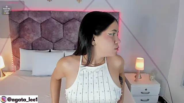 Snapshot of agataa_lee chatting on September 17, 2025, 3:52 am agataa lee online show from September 17, 2025, 3:52 am