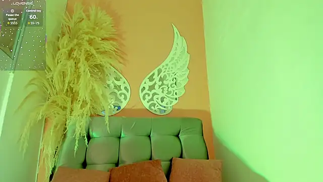 ThiccyLexxy online show from December 4, 2025, 12:03 pm