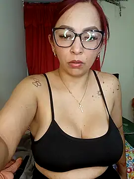 Snapshot of Vamanda05 chatting on September 12, 2025, 5:40 am Vamanda05 online show from September 12, 2025, 5:40 am