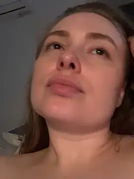 DeniMilkyyyyy online show from November 11, 2025, 5:35 pm