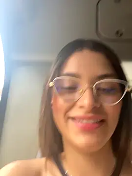 Hannacooper3 online show from November 18, 2025, 6:56 pm