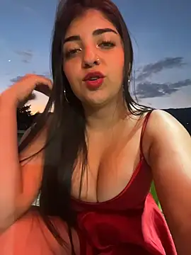 Snapshot of Isaa-Sweet chatting on November 22, 2025, 11:04 pm Isaa-Sweet online show from November 22, 2025, 11:04 pm