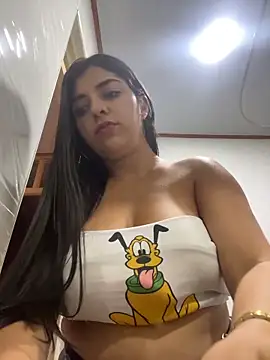 Snapshot of Isaa-Sweet chatting on February 1, 2026, 2:48 pm Isaa-Sweet online show from February 1, 2026, 2:48 pm