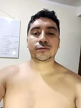 Snapshot of AntonioFit chatting on September 25, 2025, 5:22 am AntonioFit online show from September 25, 2025, 5:22 am