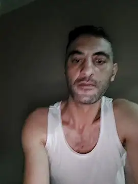 Snapshot of Mahdidido45 chatting on November 7, 2025, 4:12 am Mahdidido45 online show from November 7, 2025, 4:12 am