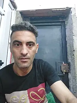 Snapshot of Mahdidido45 chatting on June 15, 2026, 9:50 pm Mahdidido45 online show from June 15, 2026, 9:50 pm