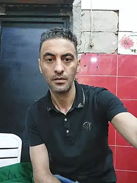 Snapshot of Mahdidido45 chatting on June 18, 2026, 6:12 pm Mahdidido45 online show from June 18, 2026, 6:12 pm