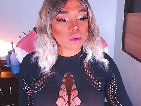 NancySy online show from November 9, 2025, 10:19 pm