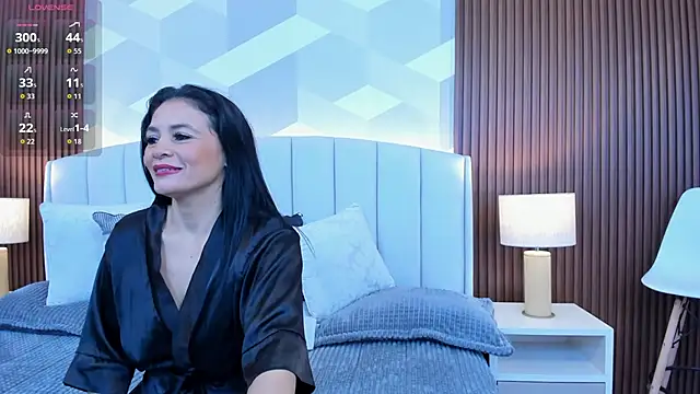 Snapshot of Mommy_Naughty chatting on October 6, 2025, 10:56 am Mommy Naughty online show from October 6, 2025, 10:56 am