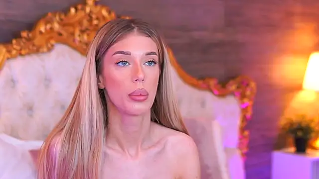 Snapshot of EllieRedd chatting on October 29, 2025, 9:55 am EllieRedd online show from October 29, 2025, 9:55 am