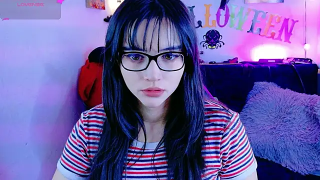 Snapshot of MiaVelvetDoll chatting on November 2, 2025, 2:52 pm MiaVelvetDoll online show from November 2, 2025, 2:52 pm