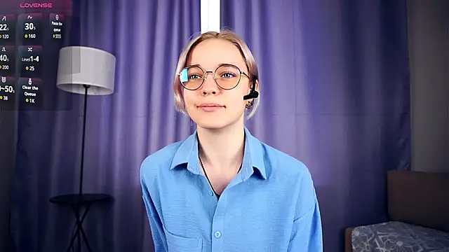 Snapshot of EdaKirkIin chatting on October 1, 2025, 6:41 am EdaKirkIin online show from October 1, 2025, 6:41 am