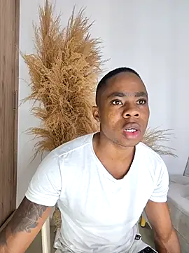 liambolt online show from October 21, 2025, 3:07 am