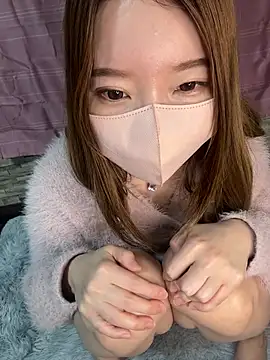 Snapshot of yuuhichan chatting on February 19, 2026, 4:30 am yuuhichan online show from February 19, 2026, 4:30 am