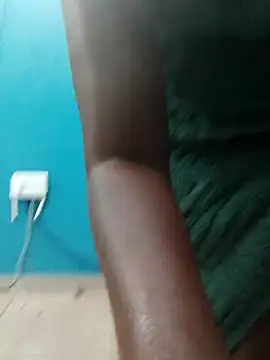 DarkQueen 94 online show from November 3, 2025, 8:10 pm