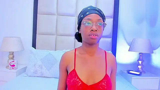 Snapshot of ElisabettaMonroy chatting on September 24, 2025, 2:09 pm ElisabettaMonroy online show from September 24, 2025, 2:09 pm