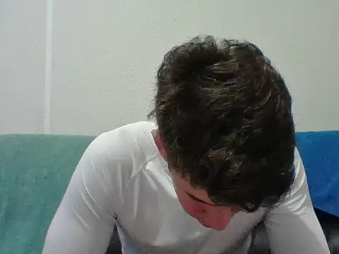 Snapshot of Maxtaylor18 chatting on November 5, 2025, 10:43 pm Maxtaylor18 online show from November 5, 2025, 10:43 pm