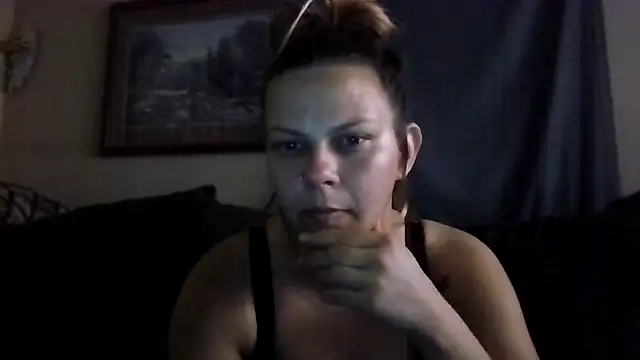 Snapshot of beenbreeezy chatting on May 23, 2026, 7:35 am beenbreeezy online show from May 23, 2026, 7:35 am