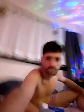 Snapshot of young_swisscouple chatting on September 21, 2025, 11:17 pm young swisscouple online show from September 21, 2025, 11:17 pm