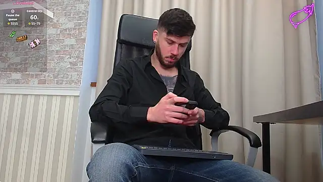 JonahShaw online show from November 24, 2025, 5:18 am