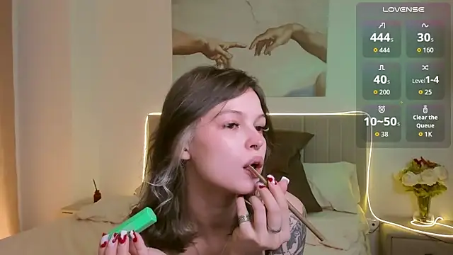 Snapshot of Lisa_Blossom chatting on September 30, 2025, 6:07 am Lisa Blossom online show from September 30, 2025, 6:07 am