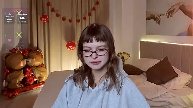 Lisa Blossom online show from February 19, 2026, 6:09 am