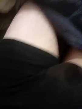 Snapshot of Couplefrsex chatting on October 18, 2025, 9:59 pm Couplefrsex online show from October 18, 2025, 9:59 pm