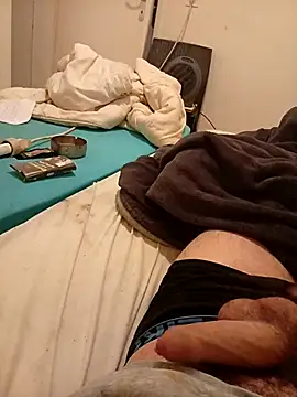 Snapshot of Couplefrsex chatting on November 15, 2025, 9:43 pm Couplefrsex online show from November 15, 2025, 9:43 pm