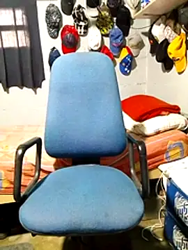 Snapshot of Sonic-75 chatting on October 17, 2025, 1:35 pm Sonic-75 online show from October 17, 2025, 1:35 pm