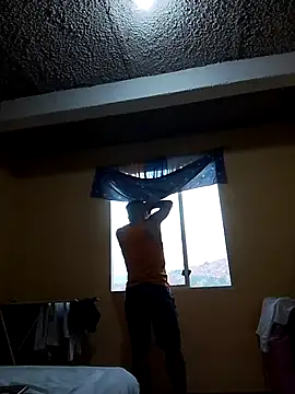 Snapshot of Sonic-75 chatting on November 4, 2025, 9:47 pm Sonic-75 online show from November 4, 2025, 9:47 pm