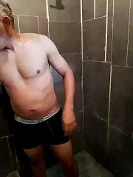 Snapshot of Sonic-75 chatting on November 11, 2025, 1:11 pm Sonic-75 online show from November 11, 2025, 1:11 pm