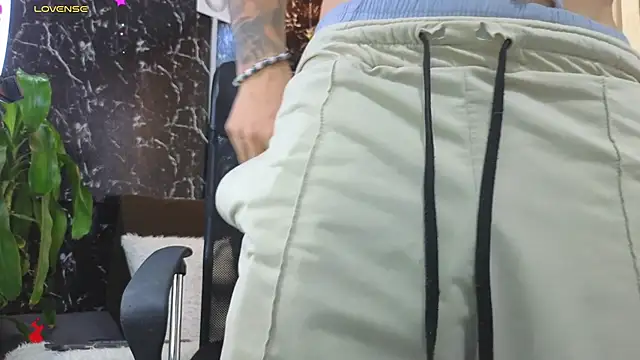 Alexander ferre online show from March 15, 2026, 1:17 pm