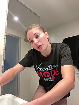 Throatgoat2026 online show from December 19, 2025, 1:07 pm