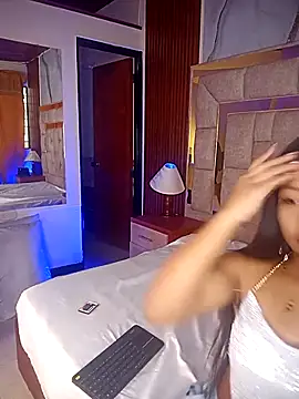 ValeriaJacobs online show from October 17, 2025, 12:41 pm