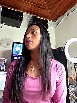 ValeriaJacobs online show from November 12, 2025, 1:11 pm