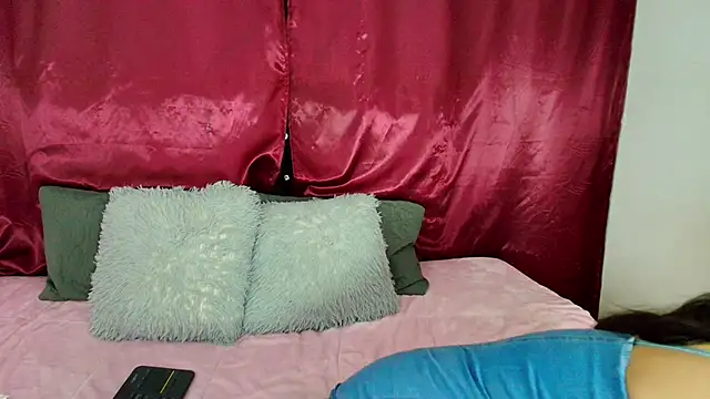 LilyRousee online show from October 22, 2025, 2:56 am