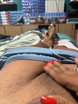 Snapshot of ju_muniz01 chatting on March 1, 2026, 7:43 am ju muniz01 online show from March 1, 2026, 7:43 am