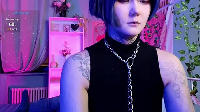 Snapshot of GothXRaven chatting on November 30, 2025, 4:22 pm GothXRaven online show from November 30, 2025, 4:22 pm