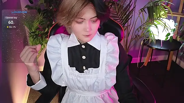 Snapshot of GothXRaven chatting on December 3, 2025, 12:58 pm GothXRaven online show from December 3, 2025, 12:58 pm