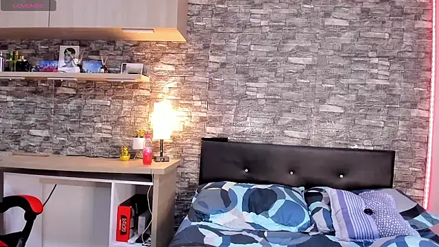 Theimperialboys  online show from December 4, 2025, 2:32 am