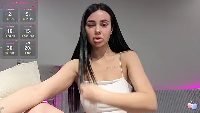 Mary  foxy online show from April 7, 2026, 10:20 pm