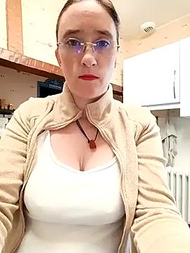 Sophierob1 online show from October 8, 2025, 6:55 am