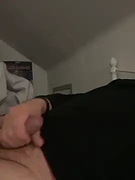 Snapshot of naughtygrandad1 chatting on February 7, 2026, 12:36 am naughtygrandad1 online show from February 7, 2026, 12:36 am