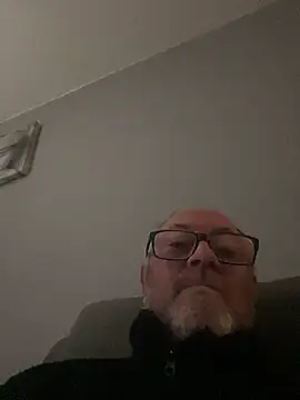 Snapshot of naughtygrandad1 chatting on February 18, 2026, 7:26 am naughtygrandad1 online show from February 18, 2026, 7:26 am