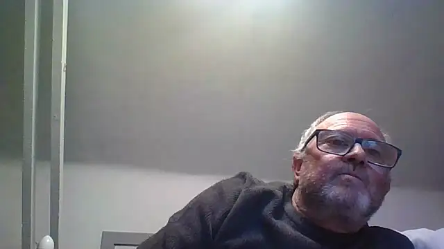 Snapshot of naughtygrandad1 chatting on March 1, 2026, 3:58 pm naughtygrandad1 online show from March 1, 2026, 3:58 pm