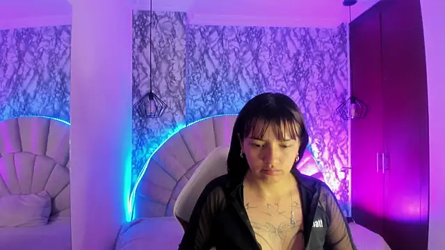 Snapshot of Mariam_s chatting on October 30, 2025, 11:55 am Mariam s online show from October 30, 2025, 11:55 am