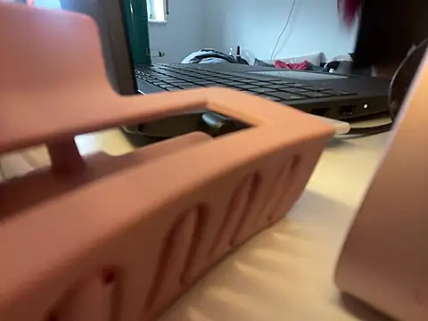 Snapshot of OliviaaFischer chatting on February 19, 2026, 10:44 am OliviaaFischer online show from February 19, 2026, 10:44 am