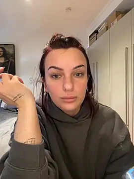 Snapshot of OliviaaFischer chatting on March 3, 2026, 11:16 am OliviaaFischer online show from March 3, 2026, 11:16 am