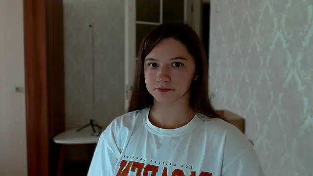 Snapshot of __JaneMiller chatting on October 5, 2025, 10:02 am JaneMiller online show from October 5, 2025, 10:02 am